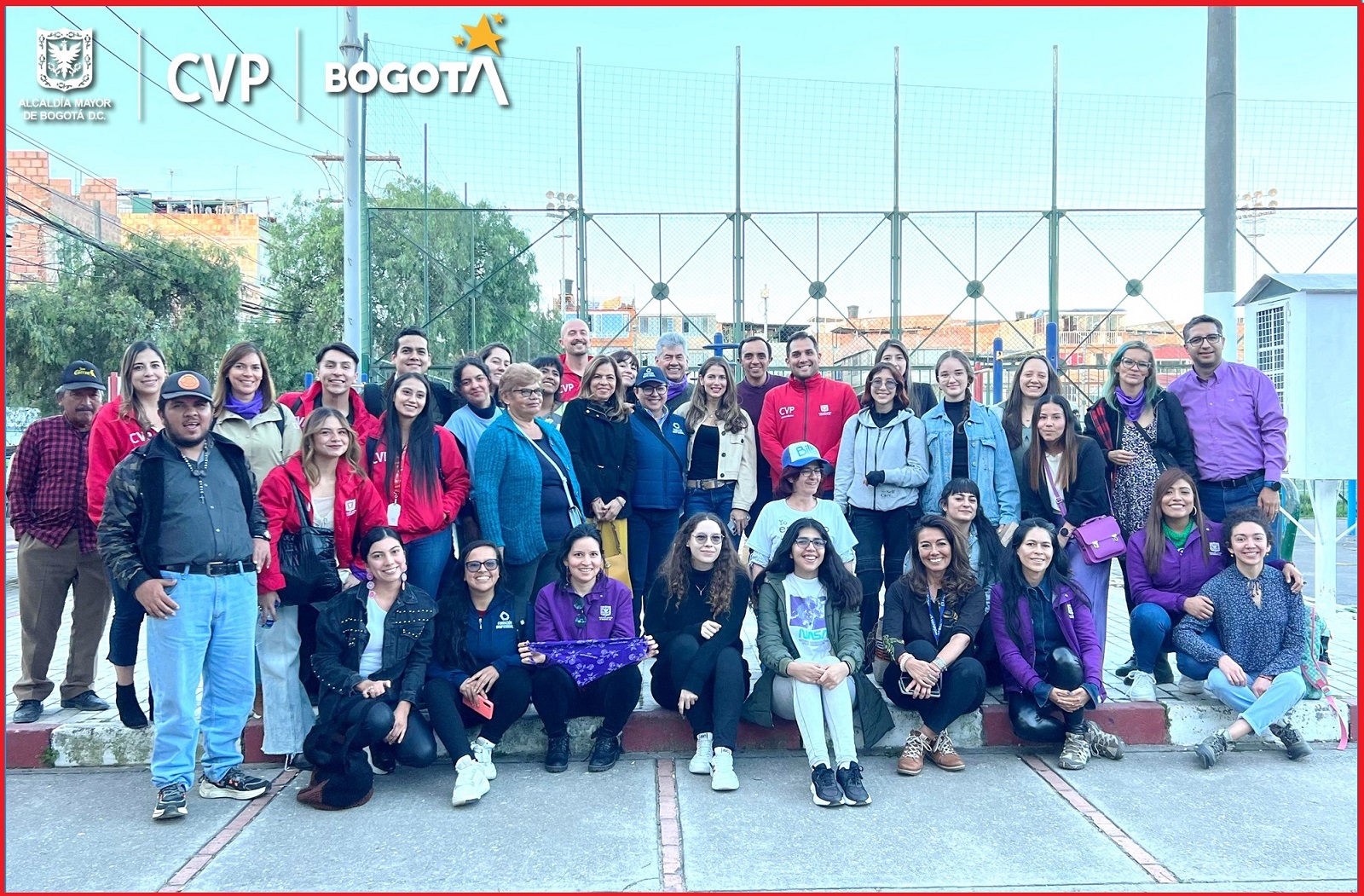 Este lanzamiento contó con la participación del director de la CVP Juan Carlos Fernández, la Secretaria de la Mujer Laura Tami, la Secretaria de Hábitat Vanessa Velasco y representantes de ONU Mujeres y la Fundación Grupo social.