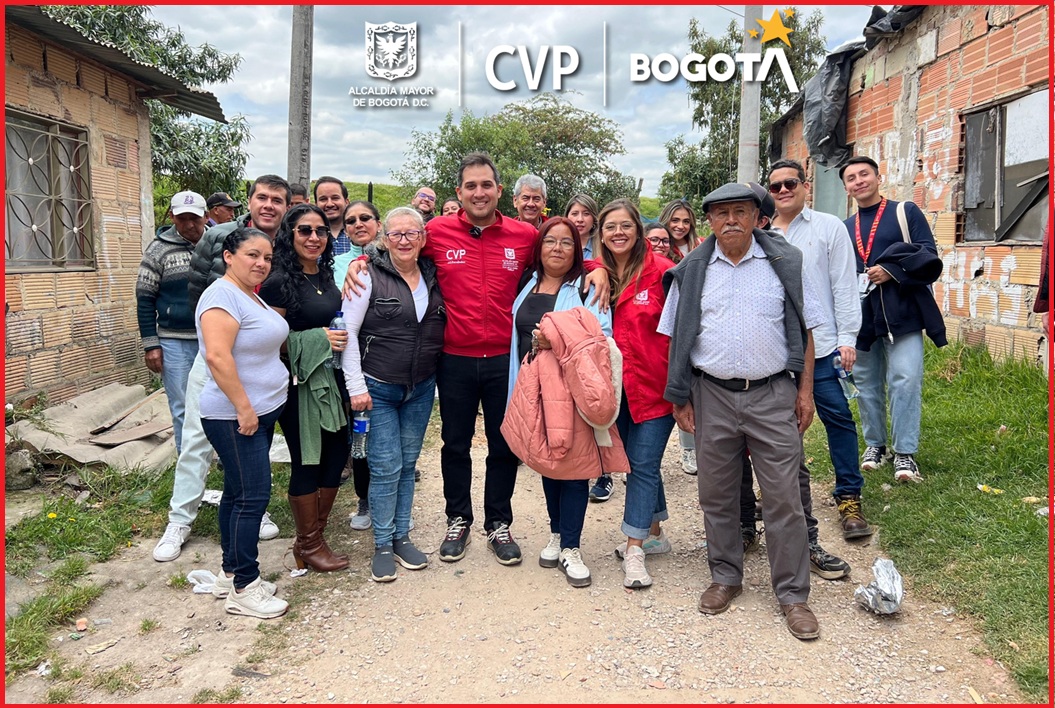 Con estas obras la CVP y la Alcaldía Mayor de Bogotá buscan recuperar la confianza en la ciudadanía y además mejorar su calidad de vida. Cabe resaltar que la comunidad será la veedora principal de las intervenciones en los 14 segmentos viales, pues fue parte fundamental de un plan de participación ciudadana que se ha construido en alianza con la Fundación Grupo Social.