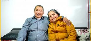 Cada rincón de su hogar cuenta una historia de esfuerzo y amor. Rosalbina y Segundo encontraron en Arboleda Santa Teresita no solo un techo, sino un nuevo comienzo. Hoy viven con tranquilidad, rodeados de recuerdos y nuevos sueños.
