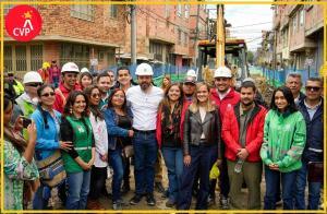 ¡Buenas noticias para Suba! Hoy recorrimos el inicio de obras en el barrio Bilbao junto al alcalde  @CarlosFGalan  y @juancarlosfernandez, en un proyecto liderado por la  @CVPbogota . Después de más de 30 años de espera, ¡La transformación comienza!